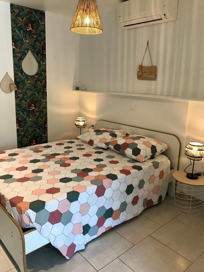 Gites Le Petit Voyageur Sainte-Anne  Exterior foto